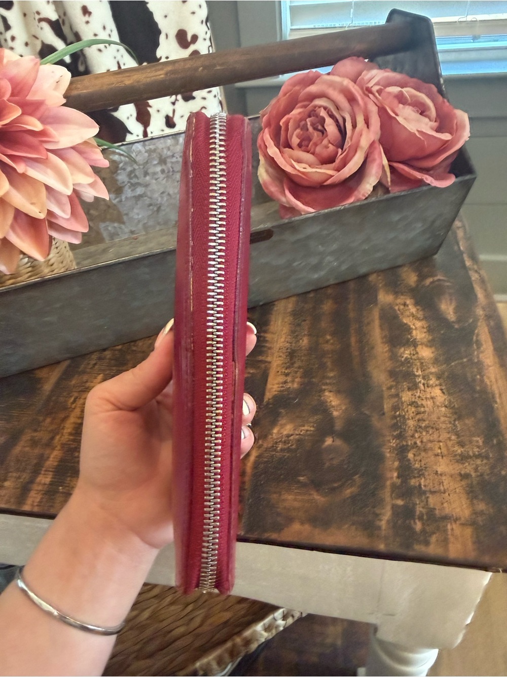 Louis Vuitton Authentic Berry Epi Zippy Wallet MI1162 - Picture 5 of 10